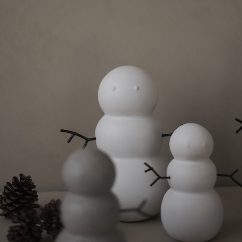 White Snowmen